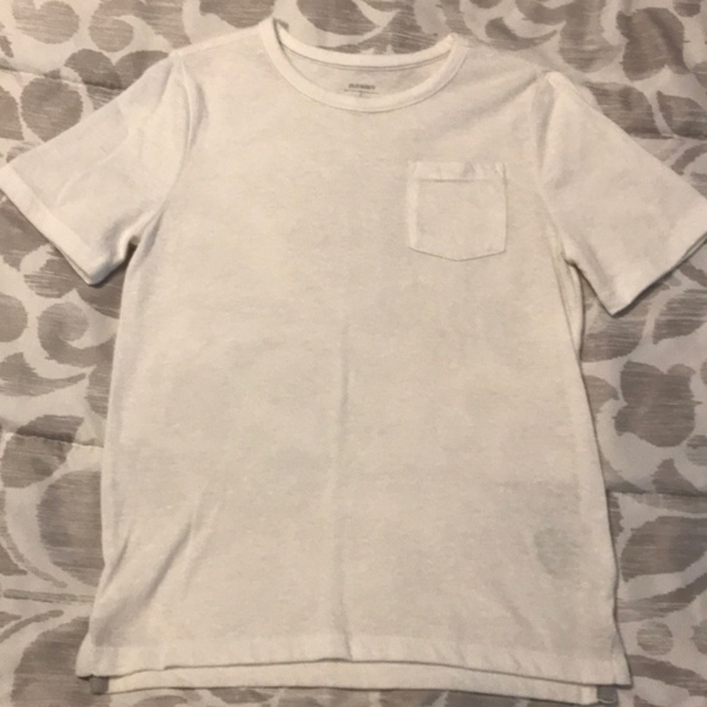 Old navy white pocket tee